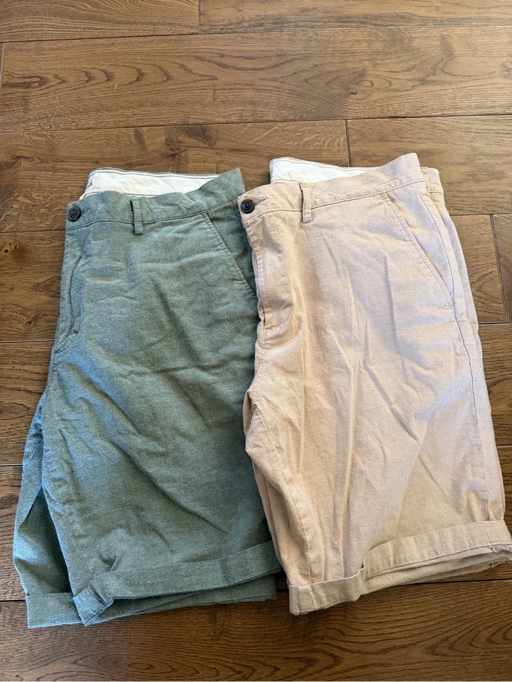 Bundle of Goodthreads Men's Linen Shorts in Green and Cream 36